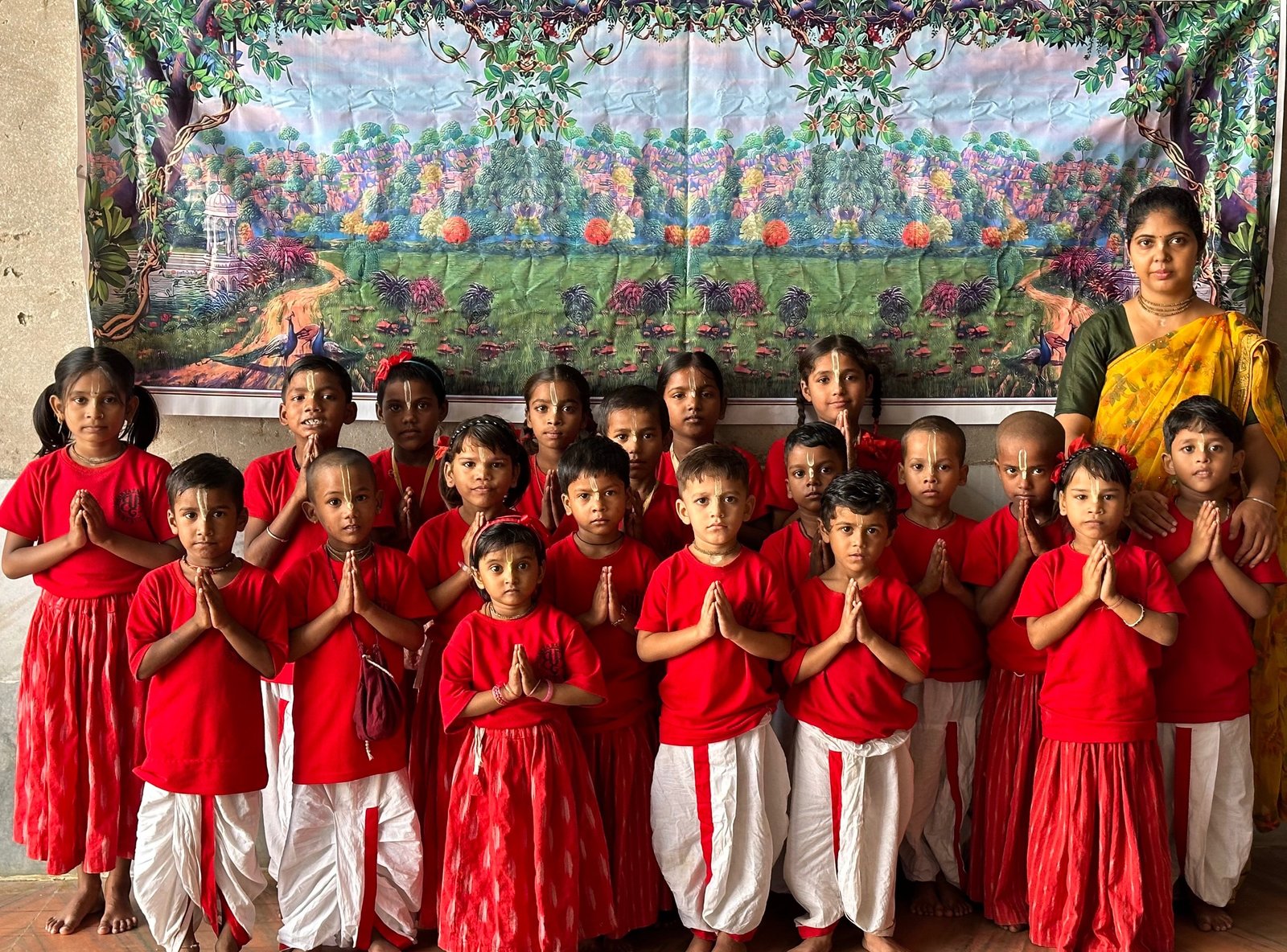 Children at Bhakta Bandhav Gurukulam