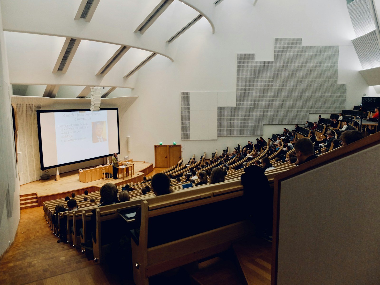 Example classroom with students
